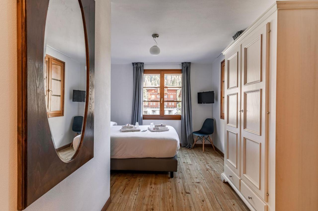 Hotel Dufour Macugnaga Buitenkant foto