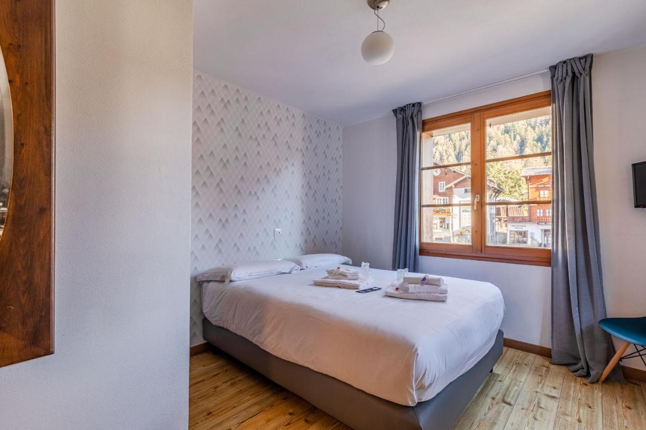 Hotel Dufour Macugnaga Buitenkant foto