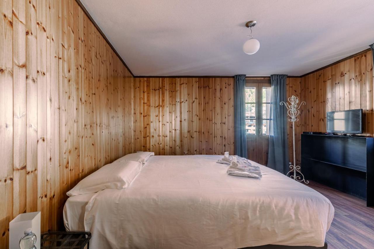 Hotel Dufour Macugnaga Buitenkant foto
