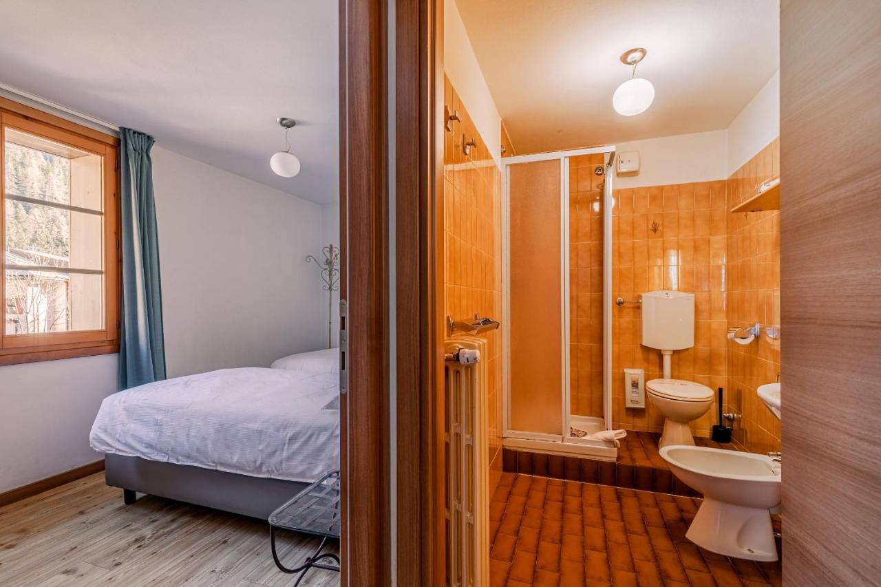 Hotel Dufour Macugnaga Buitenkant foto